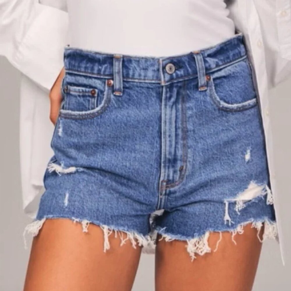 Abercrombie & Fitch Blue Jean Shorts - High Rise The Mom Short - 30